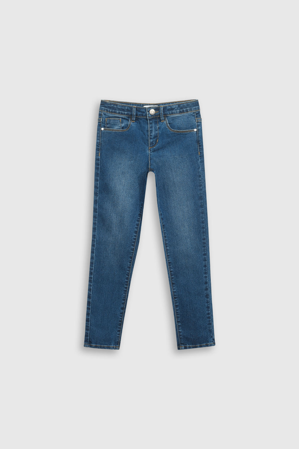 25 Outfits para Combinar la Ropa de tu Hijo por Estación - Jeans De Niña Azul